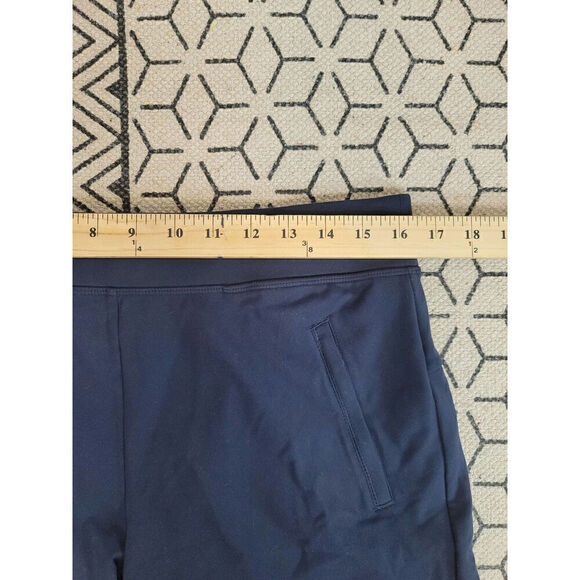 ATHLETA NAVY PULL ON SHORTS W ZIPPER POCKETS, SZ MEDIUM - Picture 8 of 11